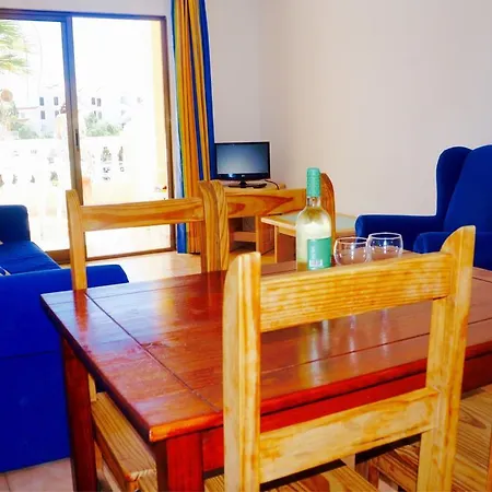 Lemon Casthel Building Castle Harbour לוס כריסטיאנוס